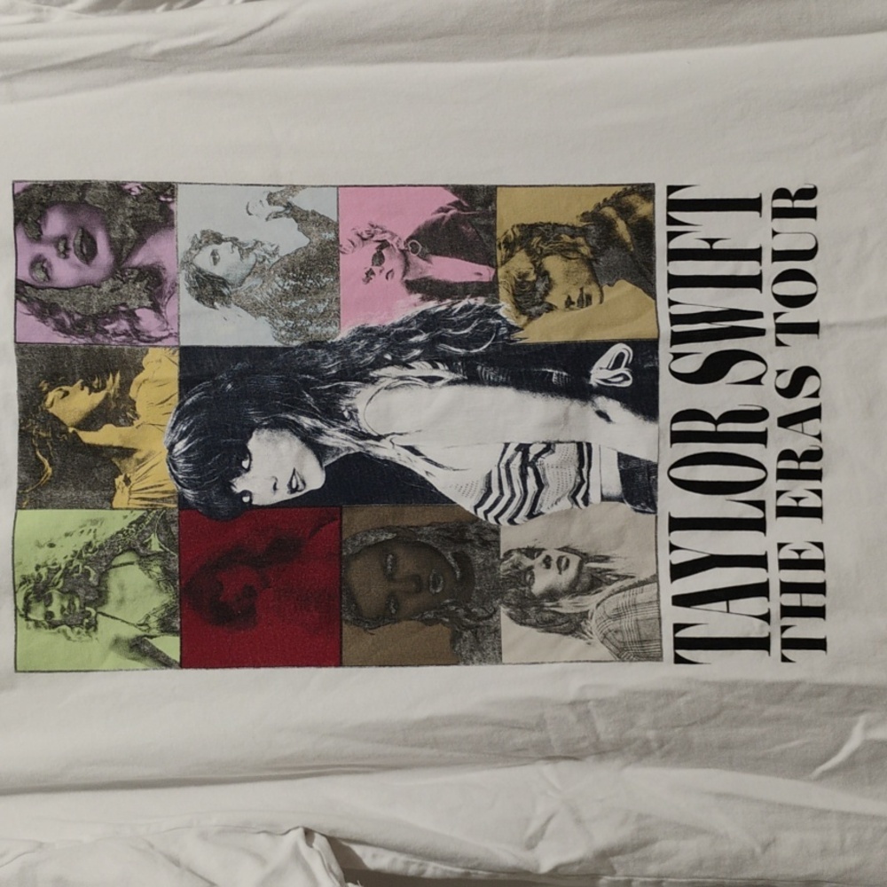 SALE! Authentic Taylor Swift The Eras Tour 2023 Shirt Sz.M (X-67 CRATE) - Picture 2 of 11